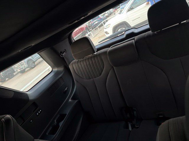 Used 2024 Hyundai Palisade Calligraphy AWD/4WD image 24