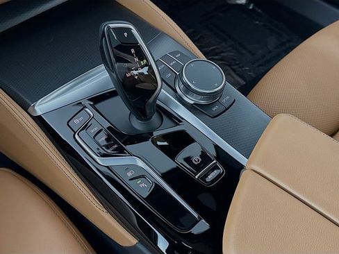 Used 2023 BMW 530e w/ M Sport Package RWD image 18