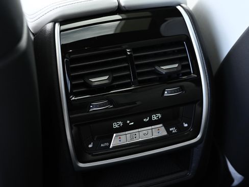 Certified 2026 BMW X6 M60i image 32