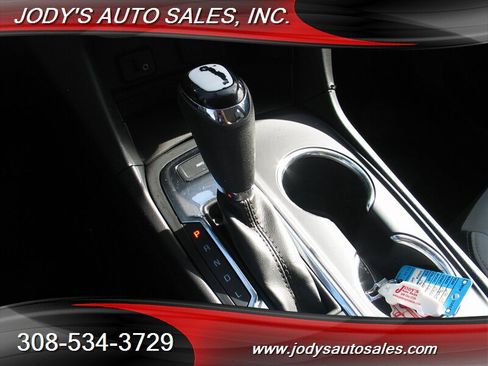 Used 2018 Chevrolet Equinox LS image 18