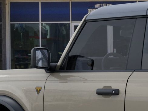 New 2025 Ford Bronco Badlands image 22