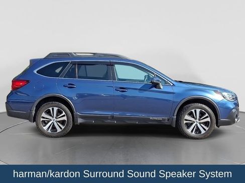 Used 2019 Subaru Outback 3.6R Limited w/ Popular Package #2 AWD/4WD image 9