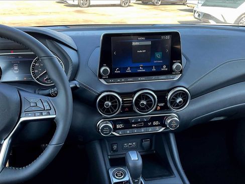 Used 2025 Nissan Sentra SV w/ All-Weather Package FWD image 6
