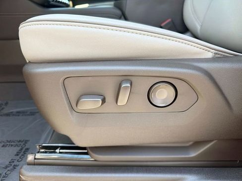 New 2026 GMC Yukon XL Elevation w/ Elevation Premium Package RWD image 19