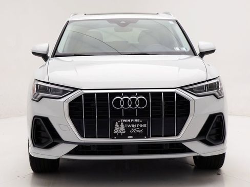 Used 2022 Audi Q3 2.0T Premium Plus image 5