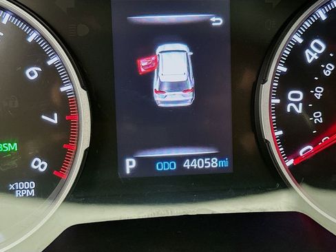 Used 2022 Toyota RAV4 LE AWD/4WD image 13