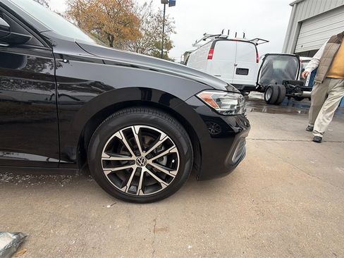 Used 2022 Volkswagen Jetta Sport image 20