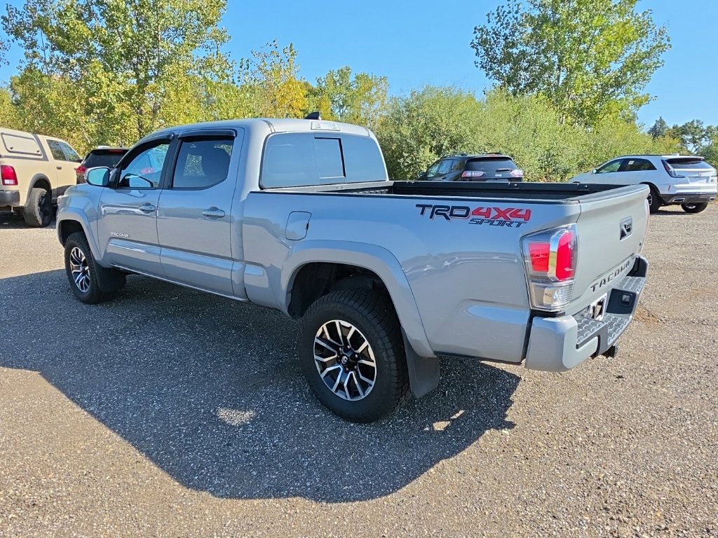 Used 2020 Toyota Tacoma TRD Off-Road AWD/4WD image 8