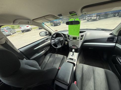 Used 2014 Subaru Legacy 2.5i Premium AWD/4WD image 20