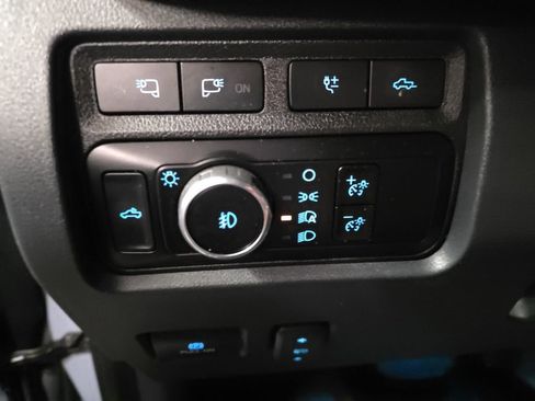 Used 2024 Ford F350 Platinum image 27