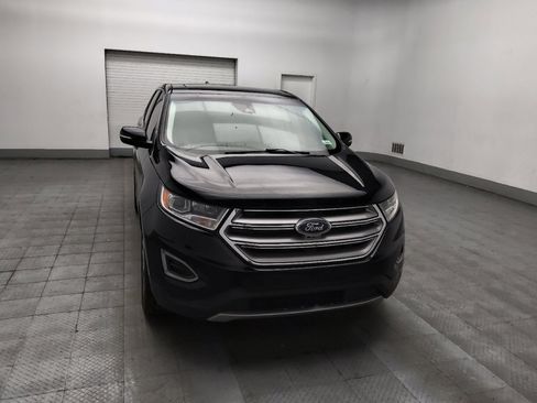Used 2018 Ford Edge Titanium w/ Equipment Group 302A FWD image 14