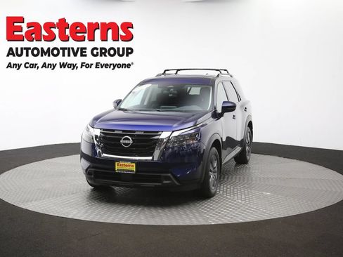 Used 2023 Nissan Pathfinder SV AWD/4WD image 57