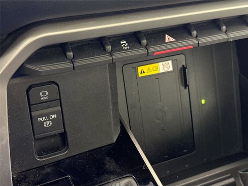 Used 2023 Toyota Tundra Limited w/ Power Package image 28