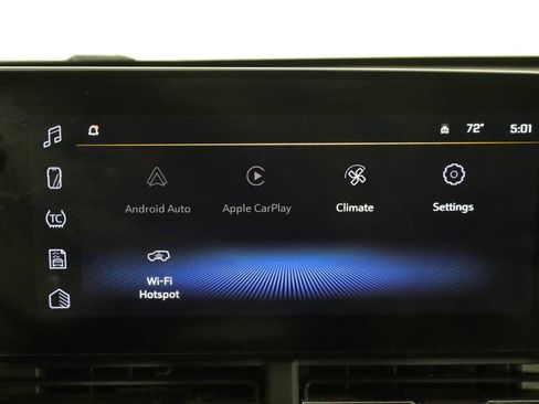 Used 2025 Chevrolet Trax ACTIV w/ Driver Confidence Package FWD image 35