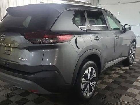 Used 2023 Nissan Rogue SV w/ SV Premium B Package image 6
