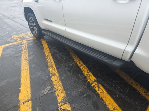 Used 2019 Toyota Tundra Limited image 16