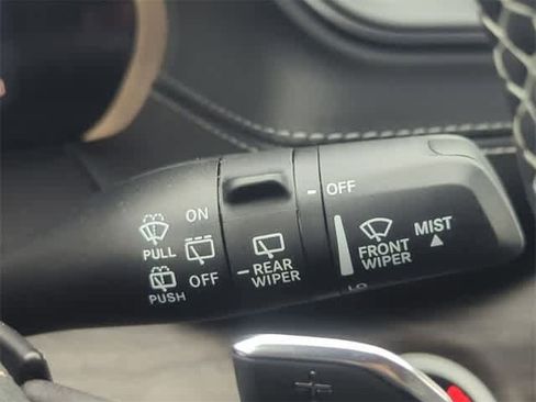 New 2025 Jeep Grand Cherokee Limited image 25