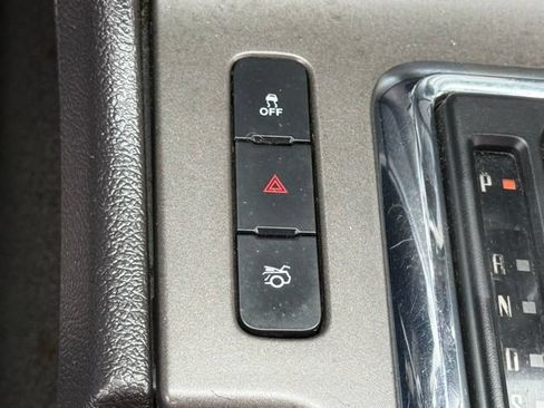 Used 2013 Ford Mustang GT Premium w/ Security Pkg RWD image 25