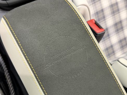 Certified 2023 Porsche 911 GT3 image 39