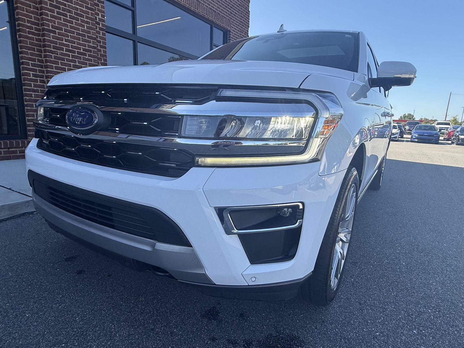 Used 2022 Ford Expedition Max Limited AWD/4WD image 33