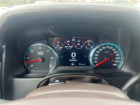 Used 2017 GMC Yukon XL SLT w/ Premium Edition image 14