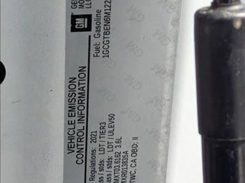 Used 2021 Chevrolet Colorado W/T w/ Custom Special Edition image 24