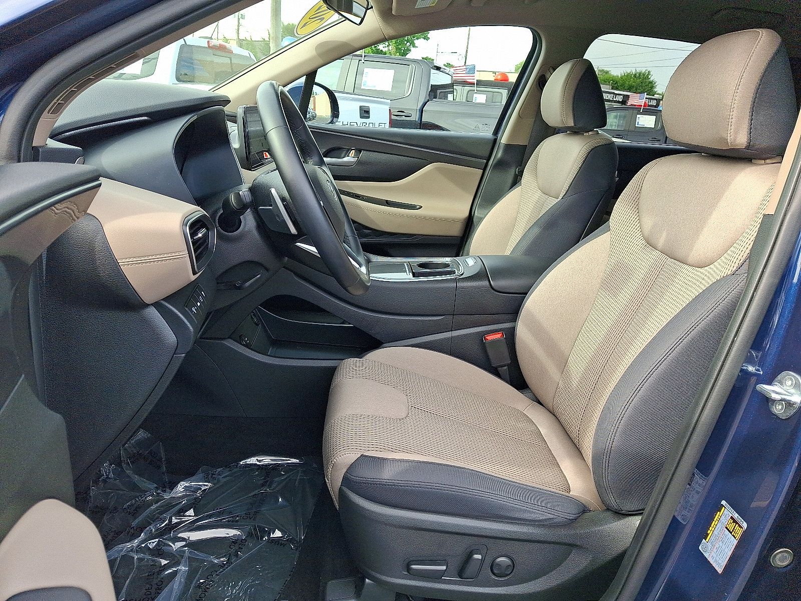 Used 2023 Hyundai Santa Fe SEL AWD/4WD image 14