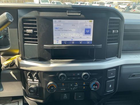 New 2026 Ford F250 XL w/ XL Driver Assist Package AWD/4WD image 23