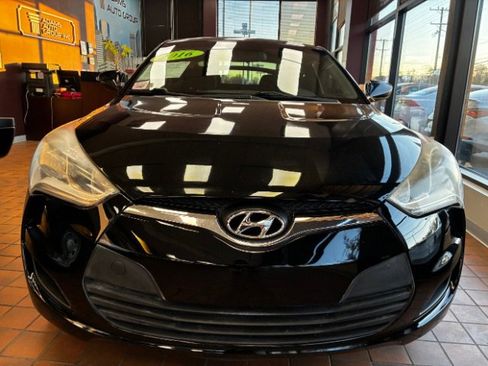 Used 2016 Hyundai Veloster image 6