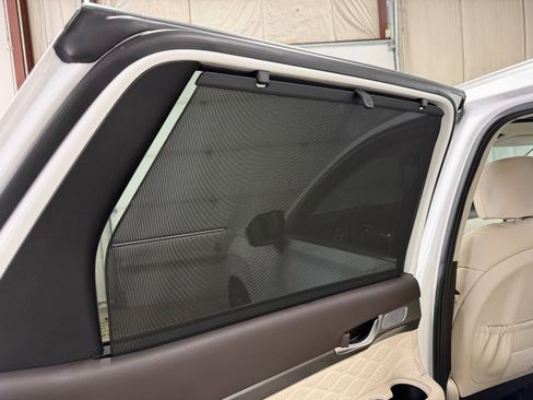 Used 2021 Hyundai Palisade Calligraphy image 11