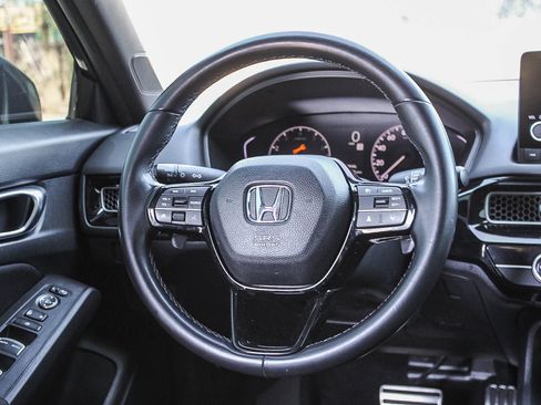 Used 2025 Honda Civic Sport image 17