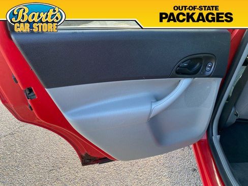 Used 2006 Ford Focus SE image 16