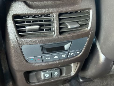 Used 2017 Acura MDX FWD image 12