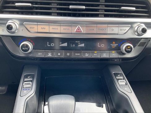 Used 2020 Kia Telluride EX w/ Towing Package FWD image 33