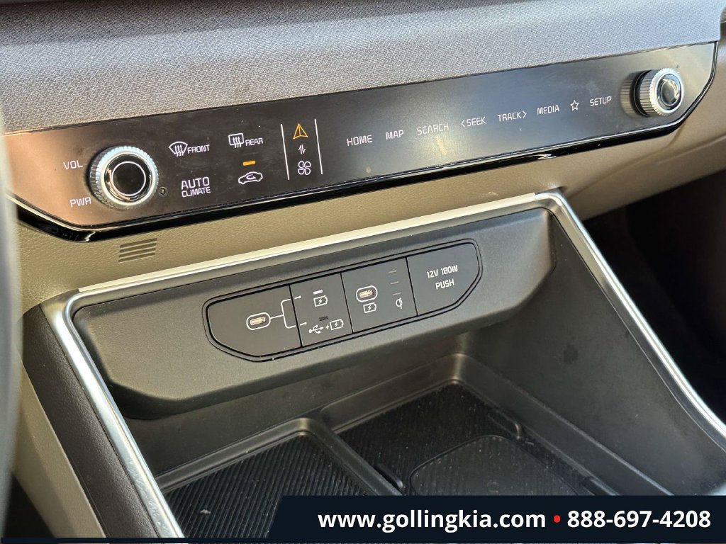 Certified 2026 Kia Carnival EX FWD image 25