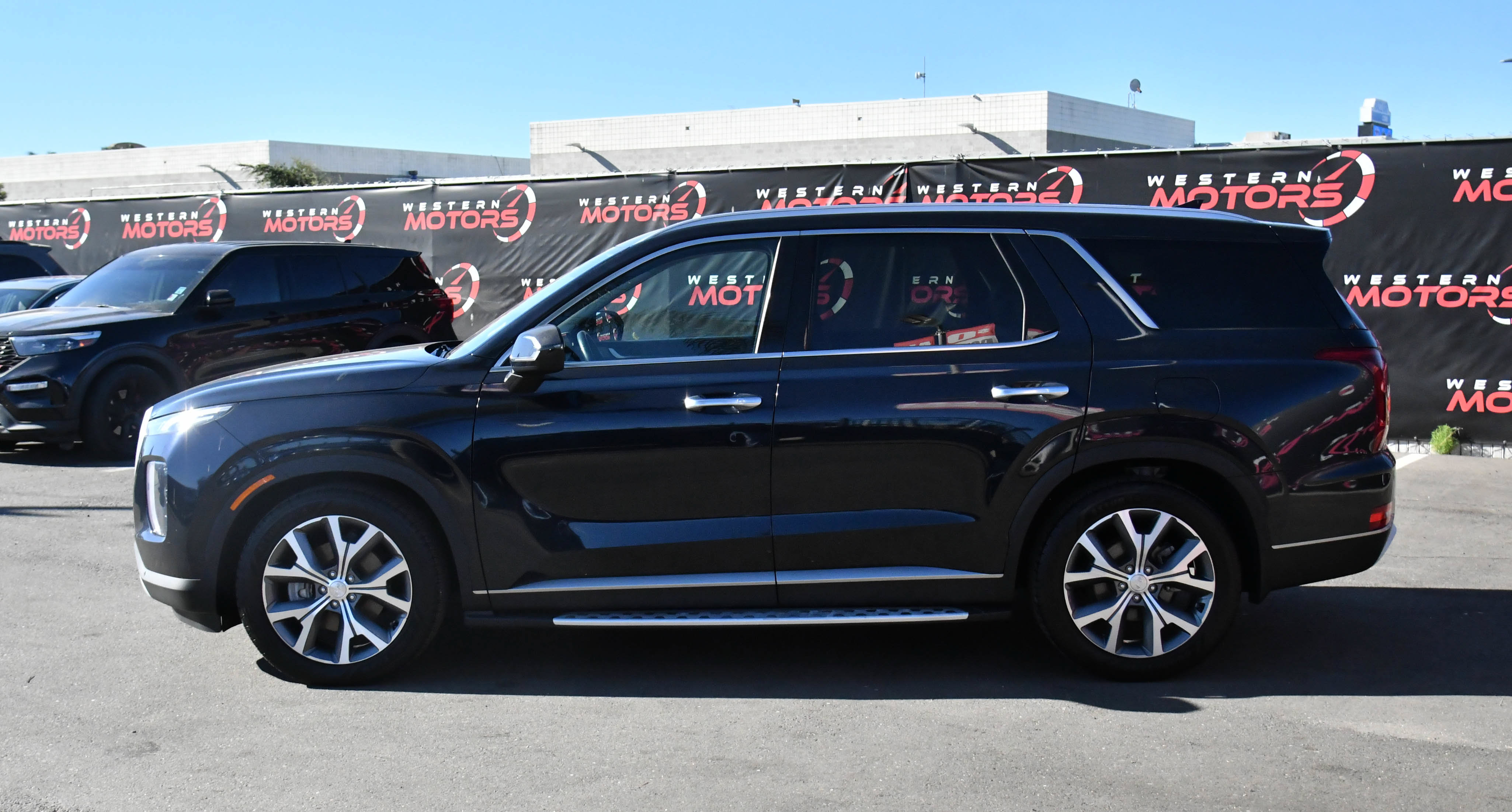 Used 2021 Hyundai Palisade SEL w/ Winter Package AWD/4WD image 4