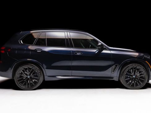 Used 2024 BMW X5 M60i w/ Executive Package AWD/4WD image 2