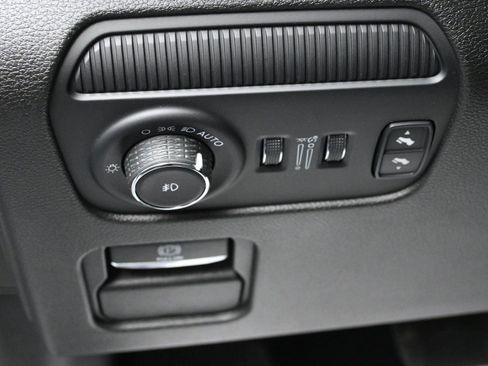 Used 2024 Jeep Wagoneer Series II image 23