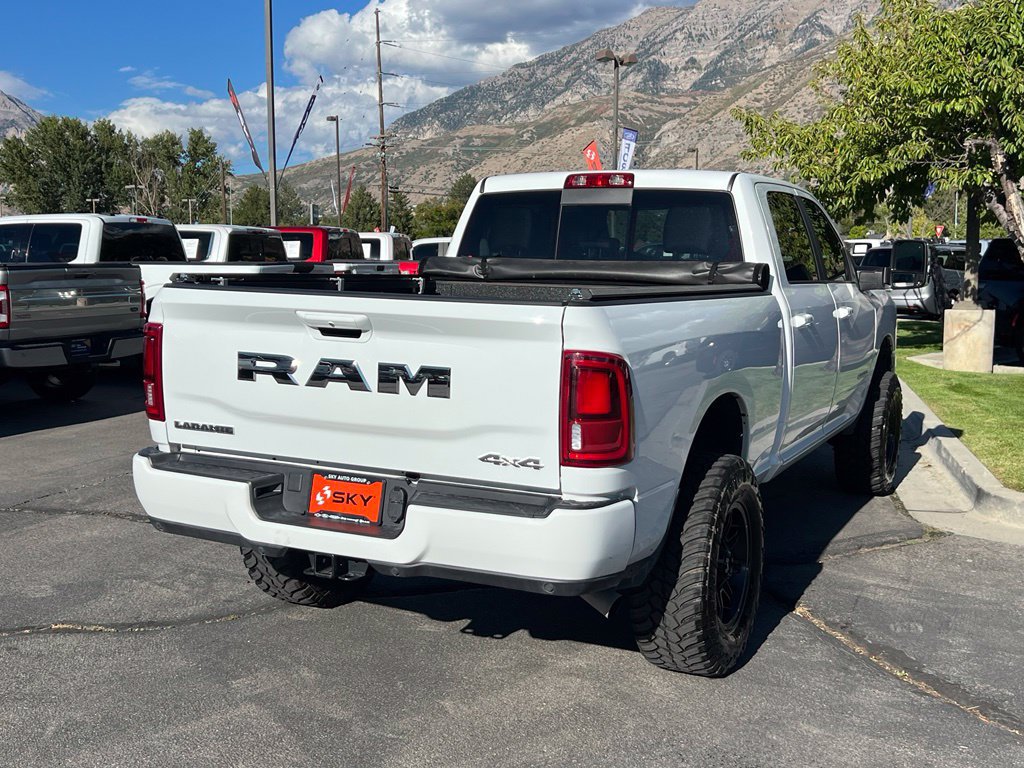 Used 2025 RAM 2500 Laramie AWD/4WD image 9