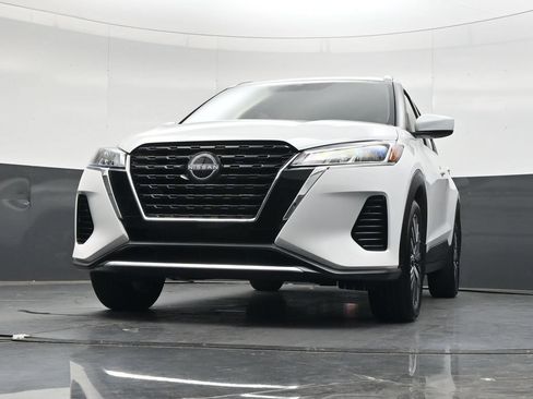 Used 2024 Nissan Kicks SV FWD image 49