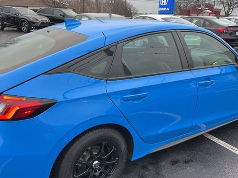 Used 2022 Honda Civic Sport image 11