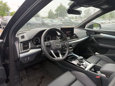 Used 2024 Audi Q5 2.0T Premium Plus w/ Premium Plus Package AWD/4WD image 4