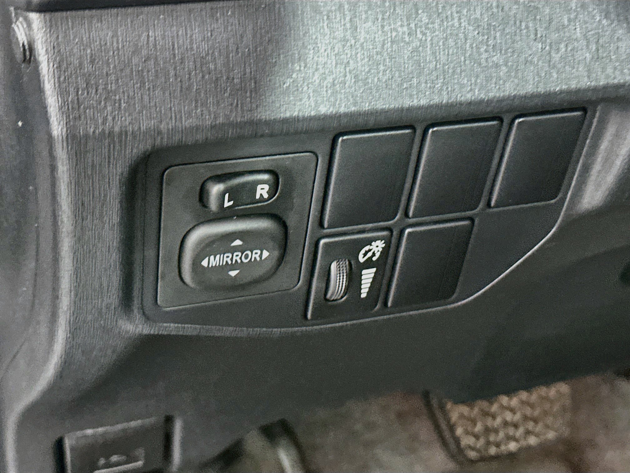 Used 2014 Toyota Prius Three FWD image 16