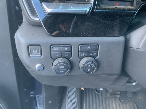 Used 2022 Chevrolet Silverado 1500 RST w/ Convenience Package II image 20