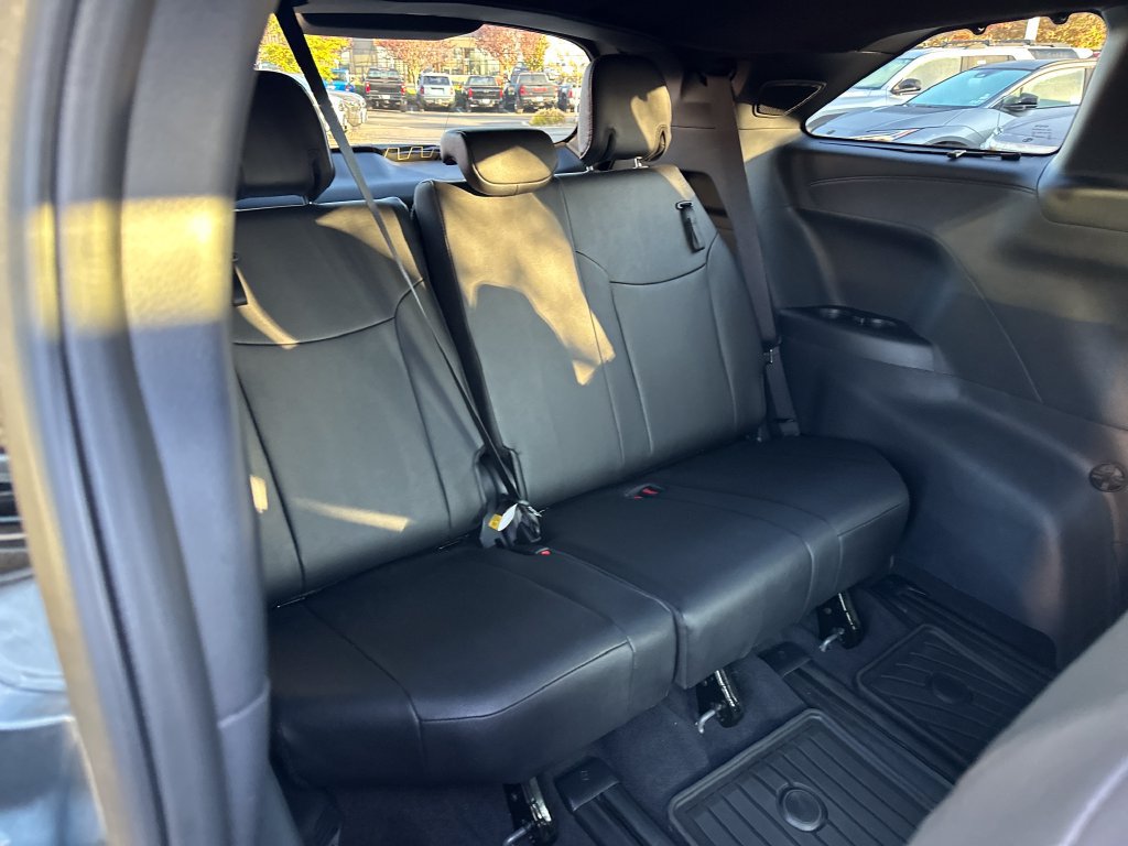 Certified 2026 Toyota Sienna XSE AWD/4WD image 15