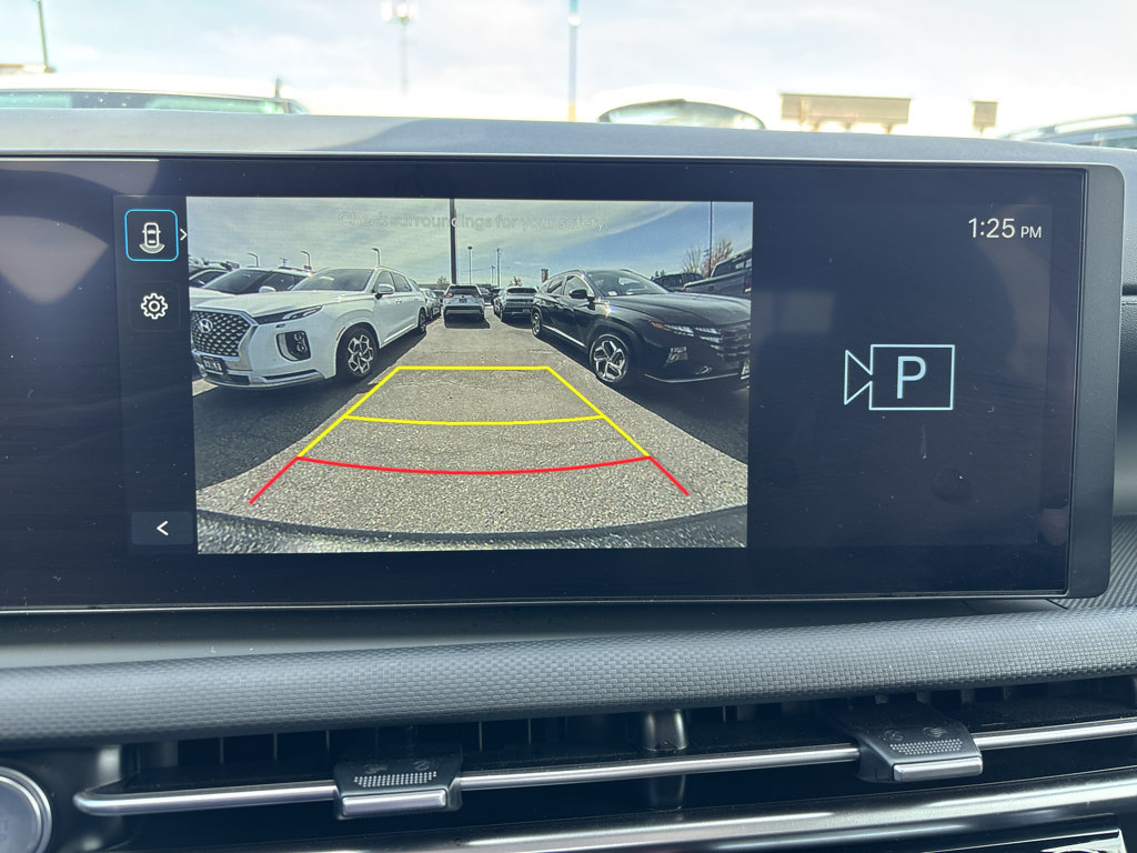 Certified 2025 Hyundai Santa Cruz SE AWD/4WD image 15