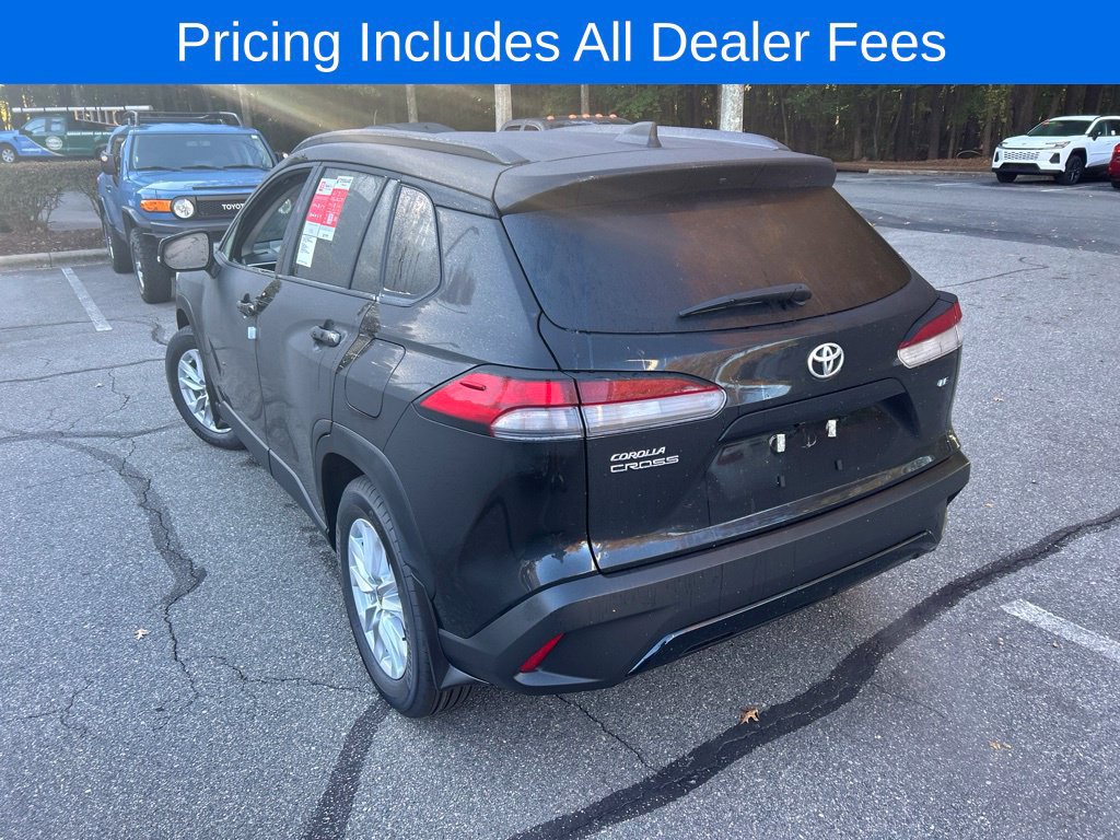 New 2026 Toyota Corolla Cross LE w/ Moonroof Package FWD image 28