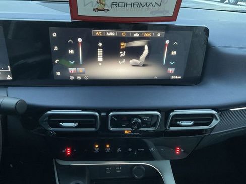 New 2026 Nissan Sentra SL w/ Floor Mat Package FWD image 16