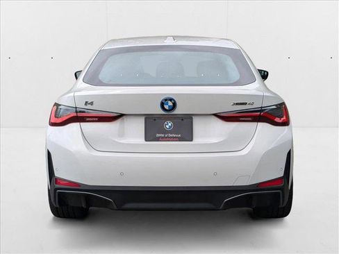 Used 2025 BMW i4 xDrive40i w/ Premium Package image 7