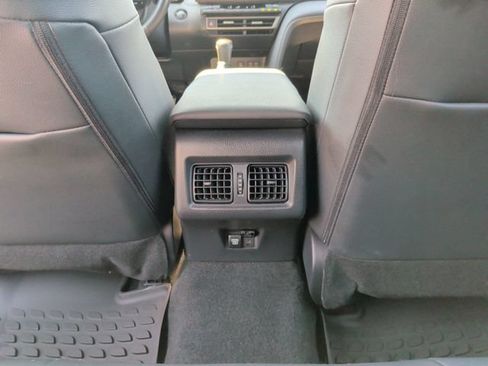 Used 2025 Toyota Camry SE FWD image 24